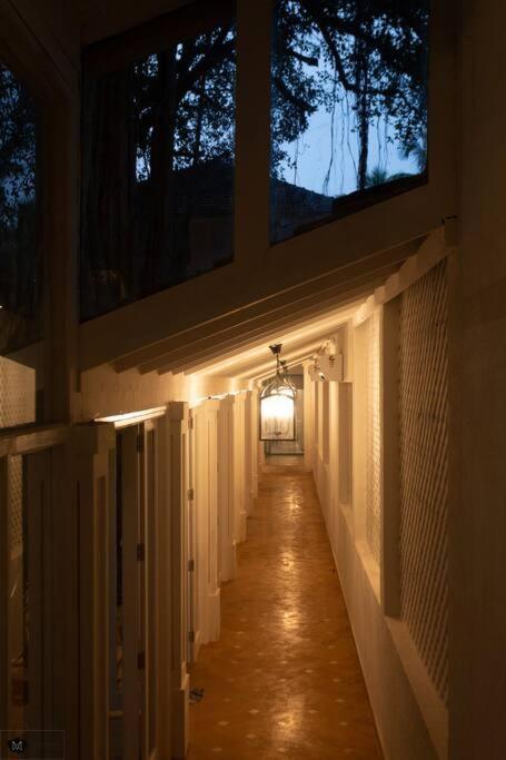 White Banyan Beach Villa, Candolim By The Acacia Villas Exterior photo